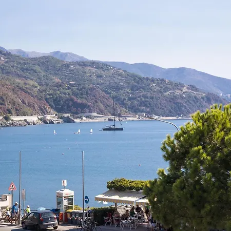 Via Di Francia Aparthotel