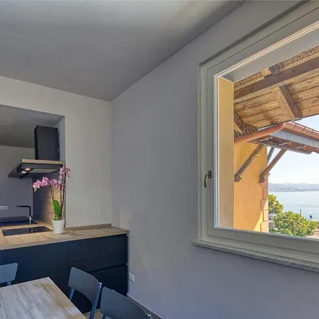 Apartmanhotel Via Di Francia 4*