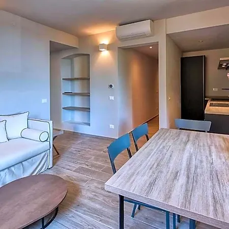 Via Di Francia 公寓式酒店 4*