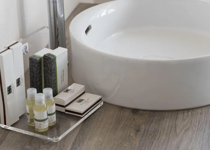 Via Di Francia 公寓式酒店 4*